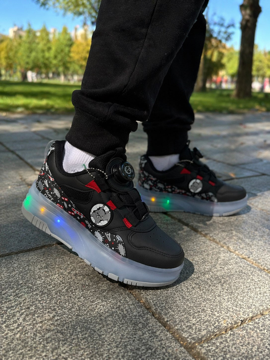 Mnc Patenli Işıklı Siyah Çocuk Ayakkabı