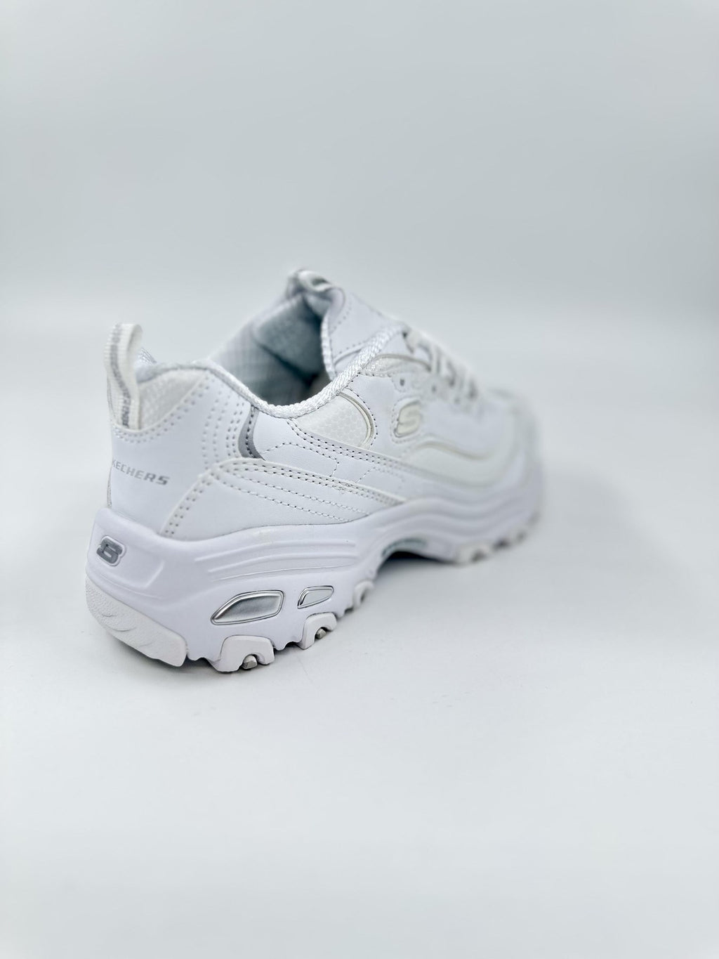 Skechers D-Lites | Kadın Ayakkabı