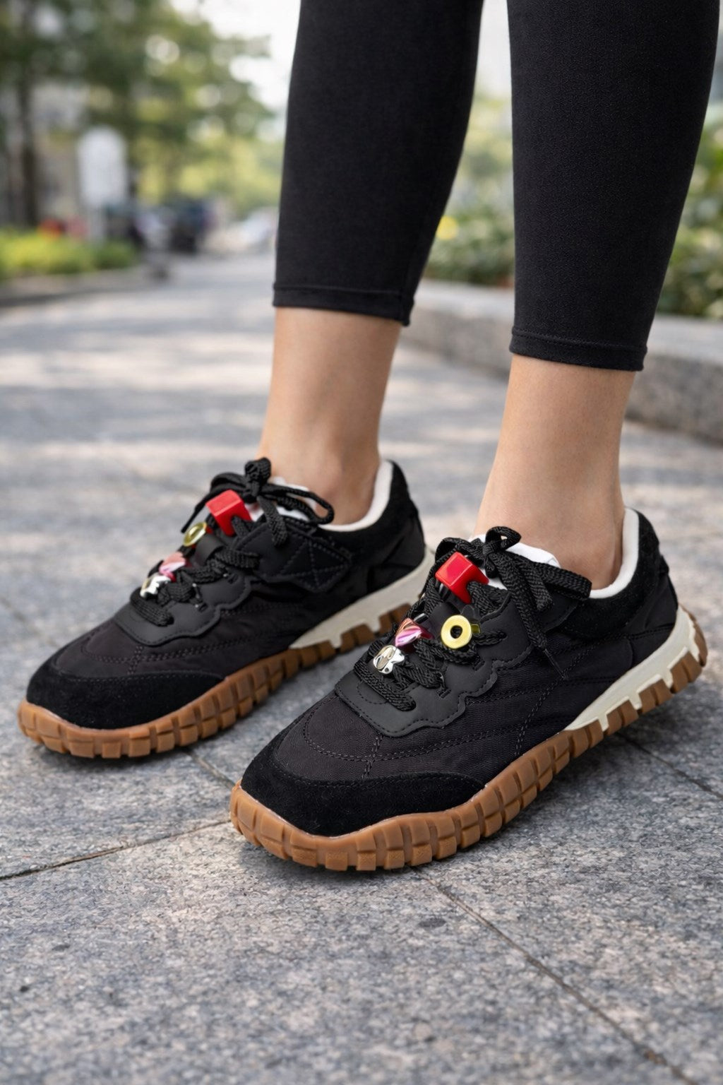 Marko Kids Esnek İthal Deri Boncuklu Siyah Çocuk Ayakkabı