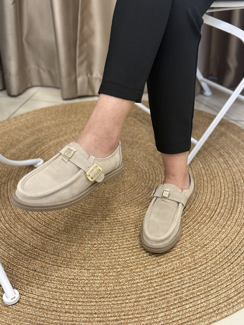 Bej Süet Deri Kadın Loafer