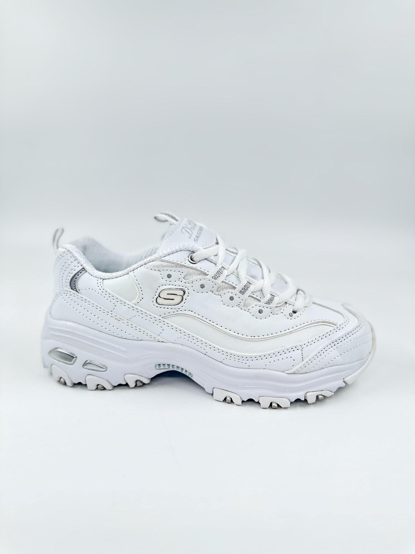 Skechers D-Lites | Kadın Ayakkabı