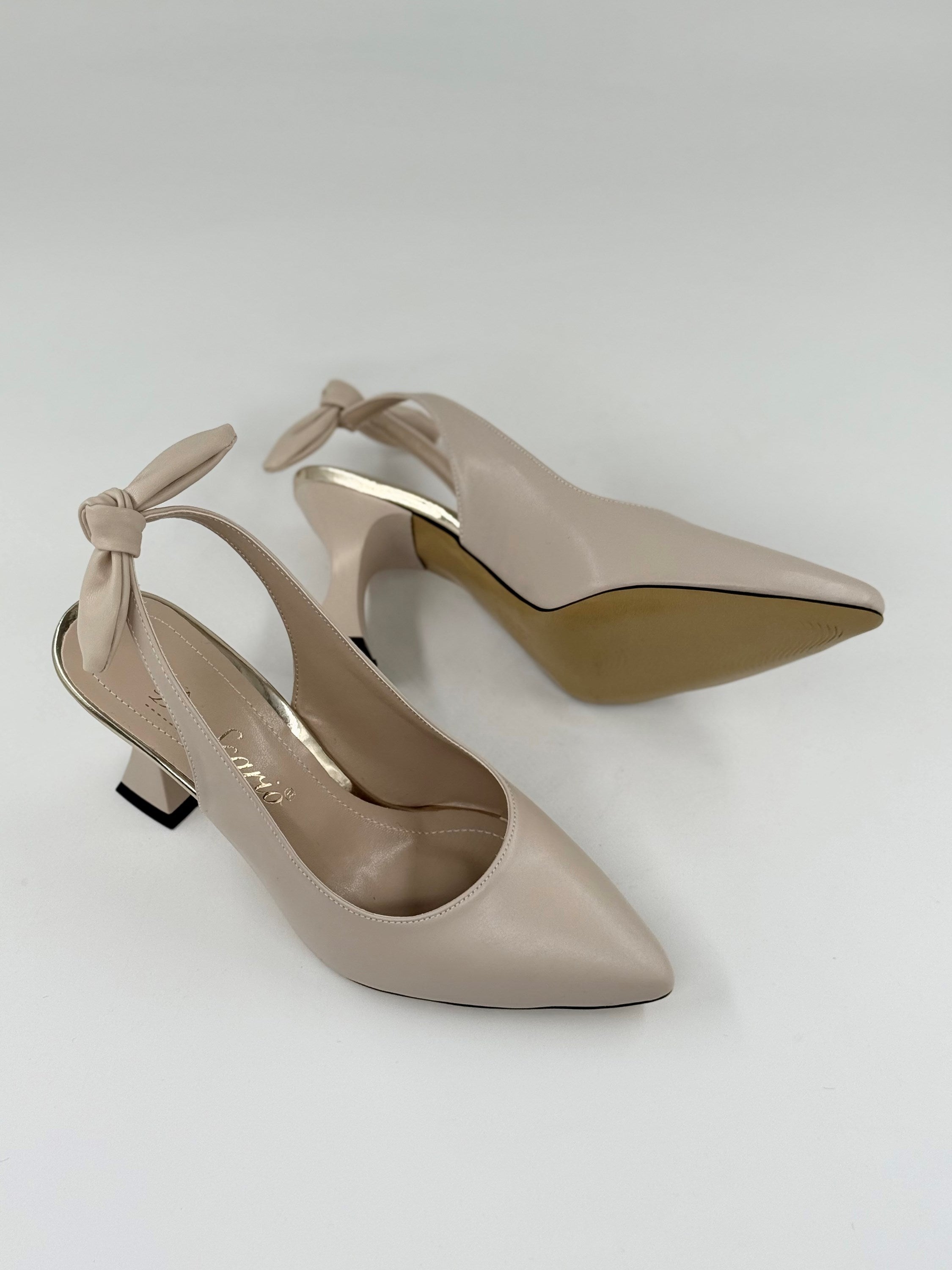 Bej Renk Fiyonklu Stiletto
