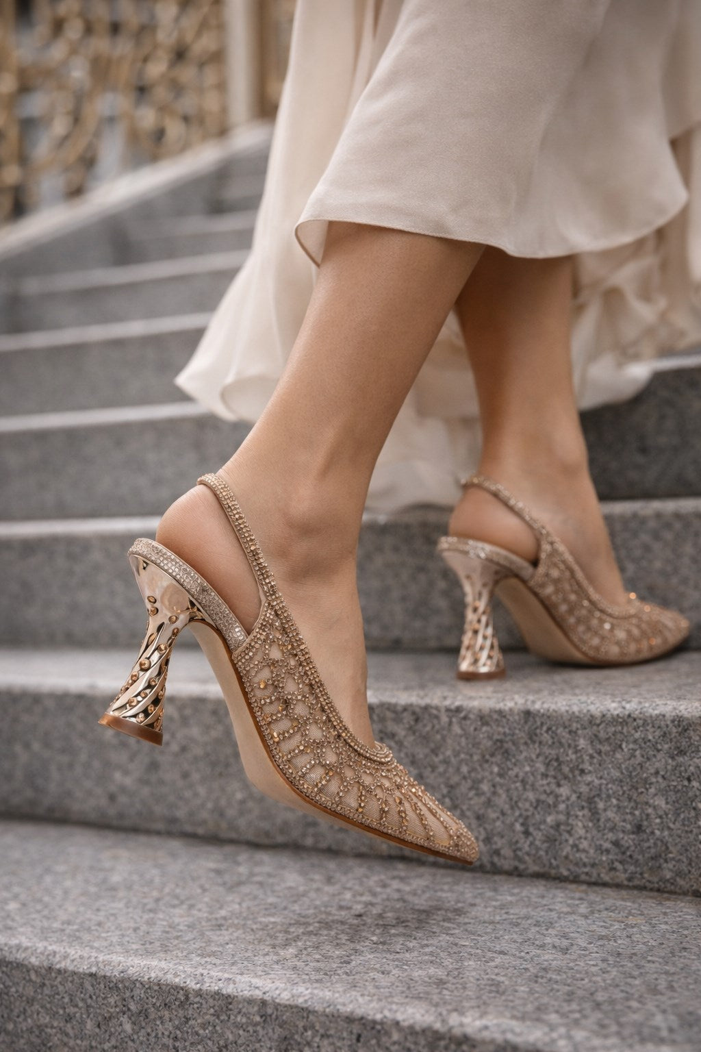 Guja İthal File Taş Detaylı Kadın Gold Topuklu Ayakkabı