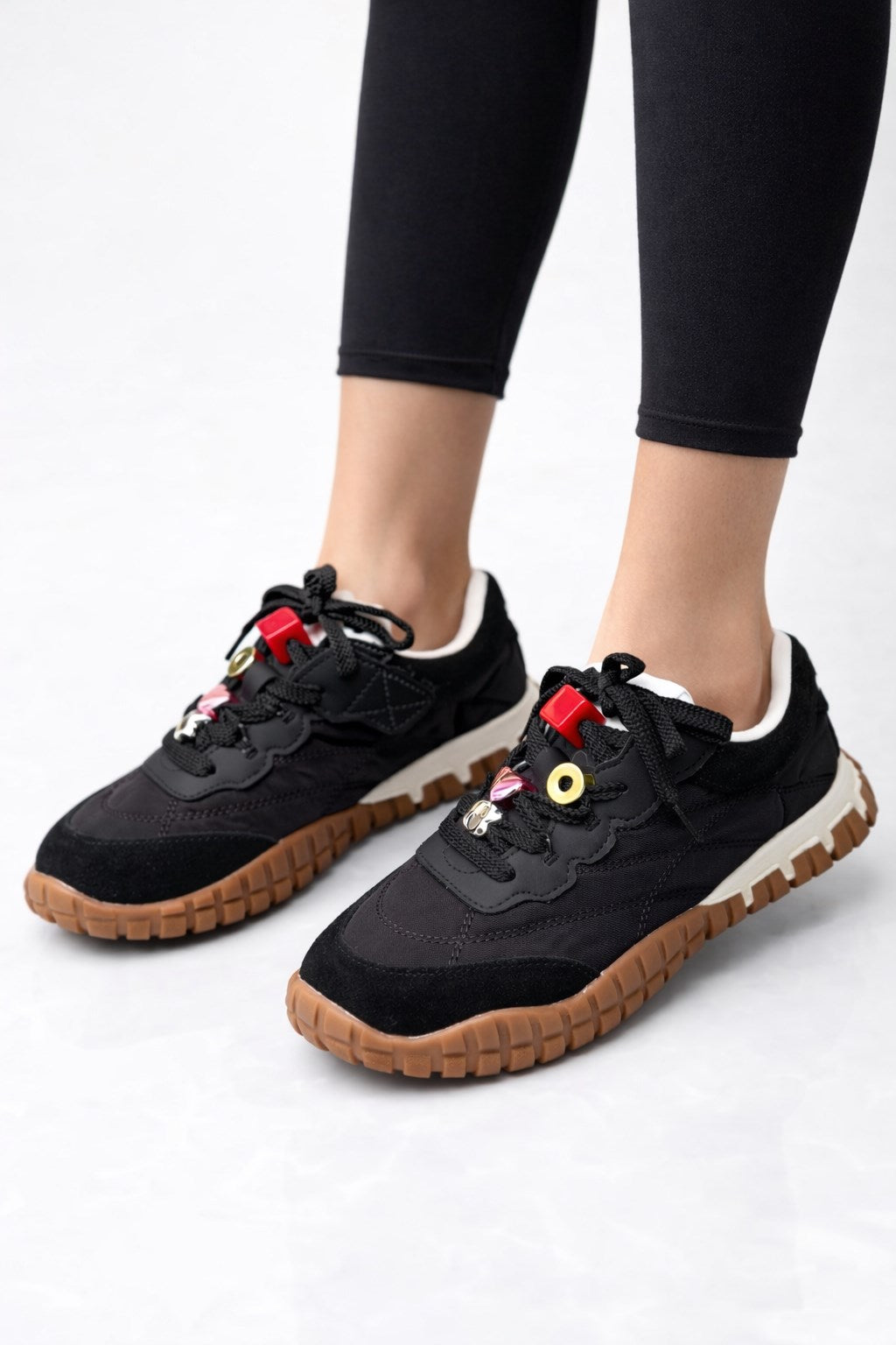 Marko Kids Esnek İthal Deri Boncuklu Siyah Çocuk Ayakkabı