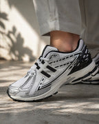 New Balance 1906 Erkek White/Silver/Black Spor Ayakkabı