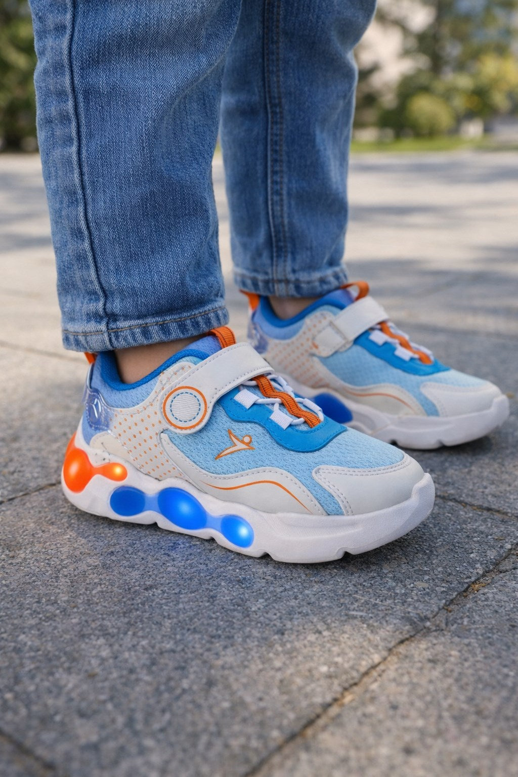 Cool Mavi Işıklı Cırtlı Hafif Çocuk ayakkabı