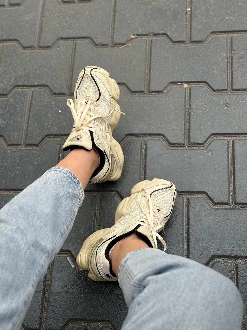 New Balance 9060 Turtledove/Black