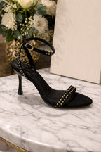 İnce Topuk İnce Bant Siyah Süet Zımbalı Kadın Ayakkabı